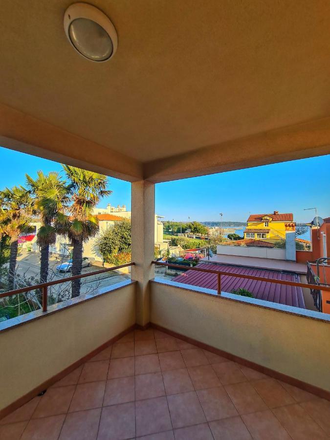 Apartment Manuel Новиград Экстерьер фото